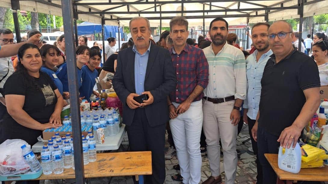 MÜDÜRÜMÜZ, HARBİYE ESENBULAK İLKOKULU/ORTAOKULU KERMES ETKİNLİĞİNE KATILDI.